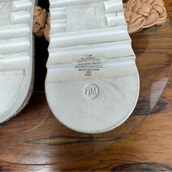 Marc Fisher Jaimee Sandal - Picture 12 of 14